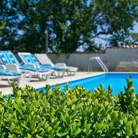 Fuma With Private Pool, Beach 1 8km * Marcana